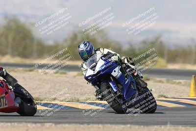 media/Nov-16-2025-Race Pace (Sun) [[8c5fa54630]]/Verified Riders/2-Turn 7 (945am)/